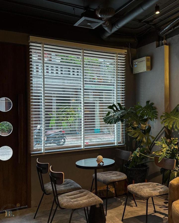 Lux Westlake Studio ハノイ市 エクステリア 写真